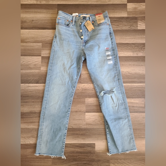 Levi's Denim - Levi's Women's Wedgie Staight Light Blue Jeans with Knee Distress Nwt